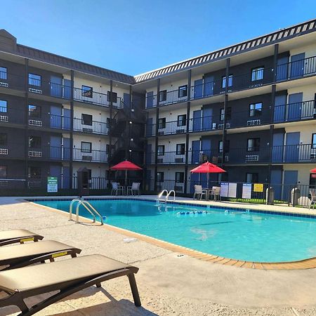 Days Inn By Wyndham Kenner/New Orleans Airport South Εξωτερικό φωτογραφία