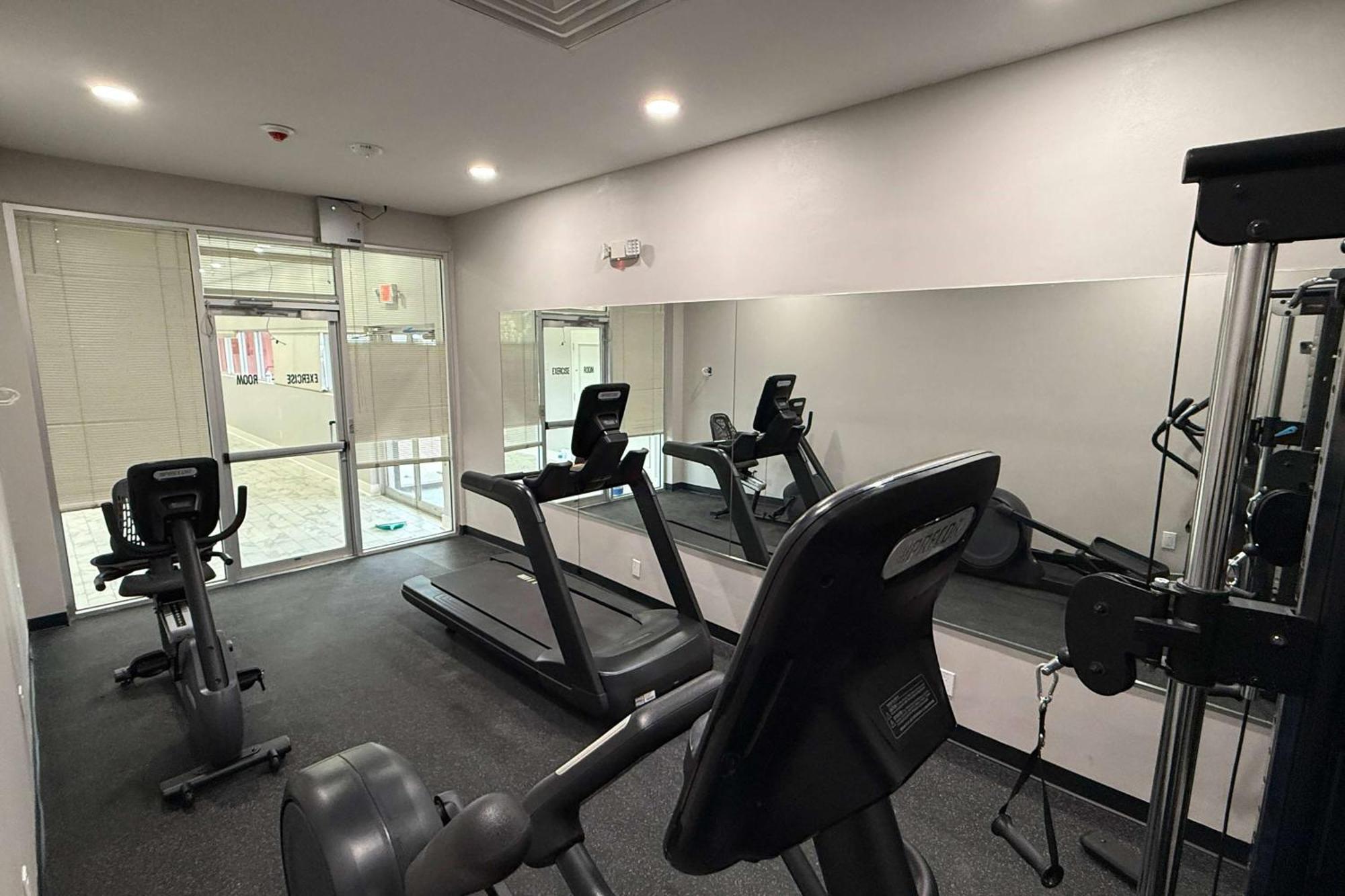Days Inn By Wyndham Kenner/New Orleans Airport South Εξωτερικό φωτογραφία