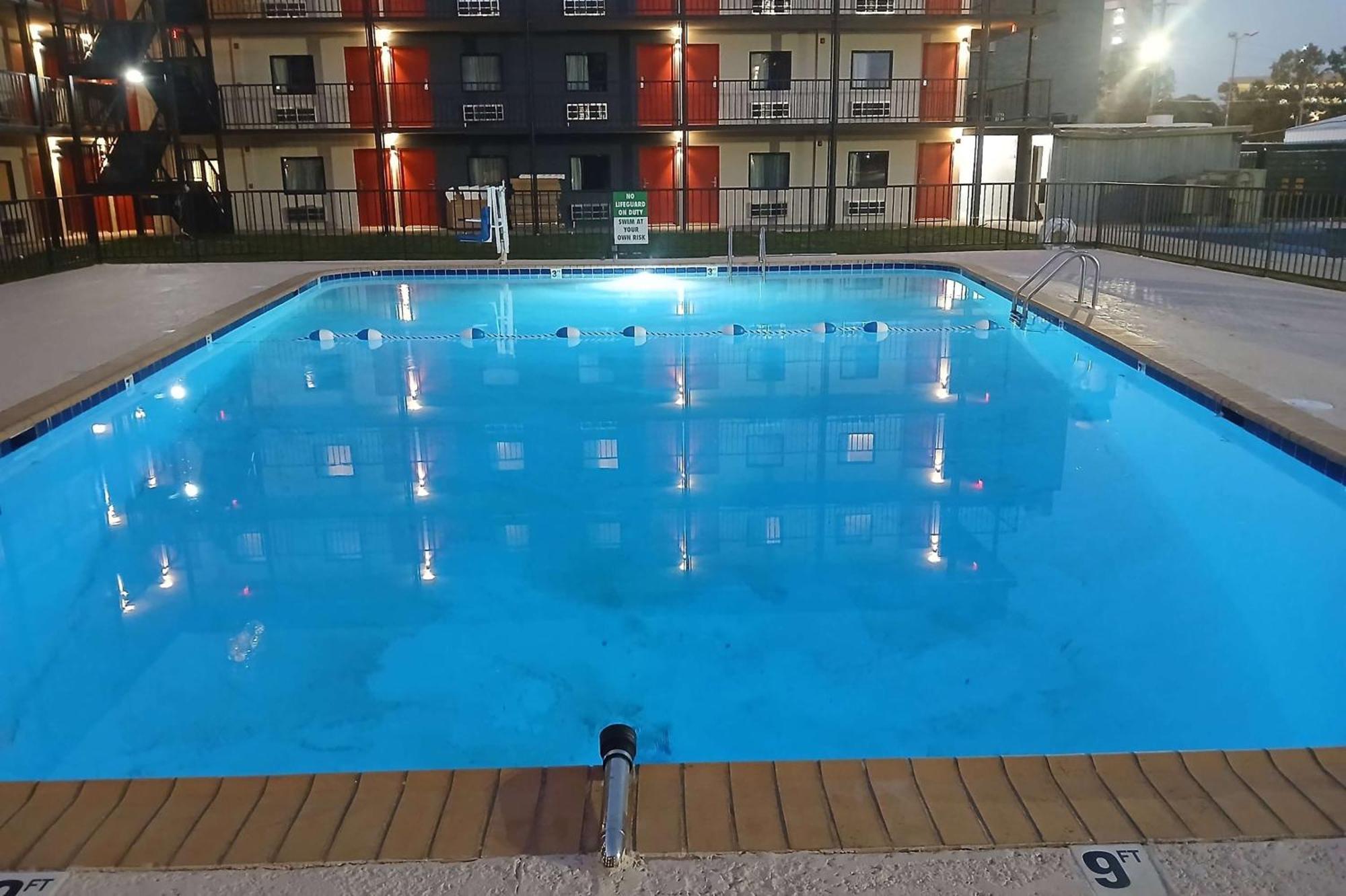 Days Inn By Wyndham Kenner/New Orleans Airport South Εξωτερικό φωτογραφία